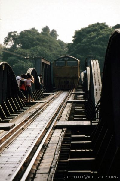 image-078 <p><b>Kanchanaburi - Die Brücke am Kwai</b></p>