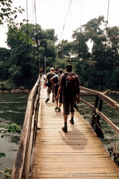 image-105 <p><b>River Kwai</b></p>
<p>Wir machen eine kleine Wanderung.</p>