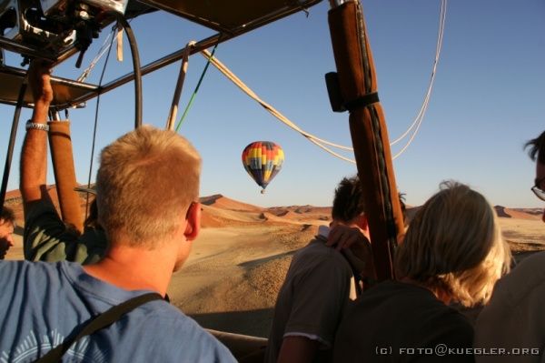 IMG_3973 <P><B>Ballonfahrt</B></P>