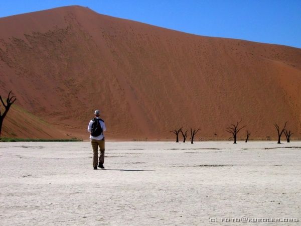 IMG_6501 <P><B>Deadvlei</B></P>