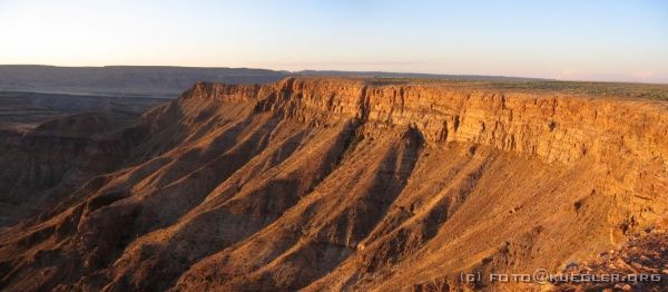 fishriver9 <P><B>Fish River Canyon</B></P>